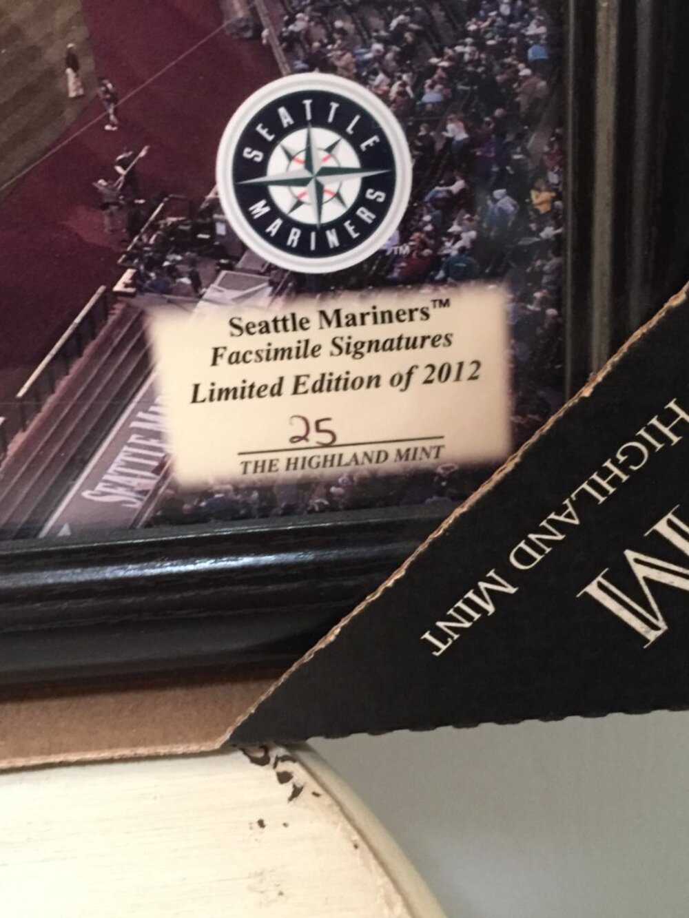 The Highland Mint Seattle Mariners MLB Facsimile Signatures Framed Photo 2012 LI - Picture 4 of 8